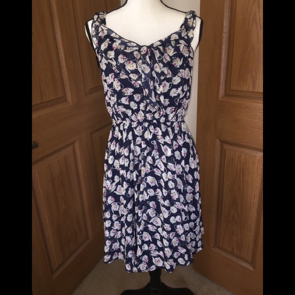 LC Lauren Conrad Dresses & Skirts - Lauren Conrad-Disney’s Alice In Wonderland dress
